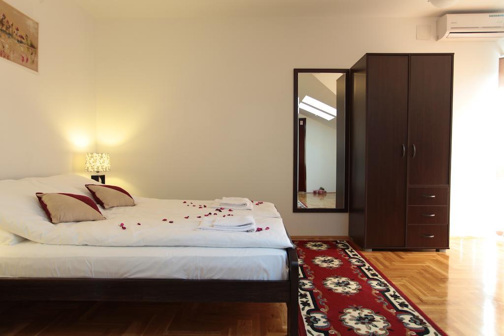 Hostel RoyalObrenovac  部屋 写真